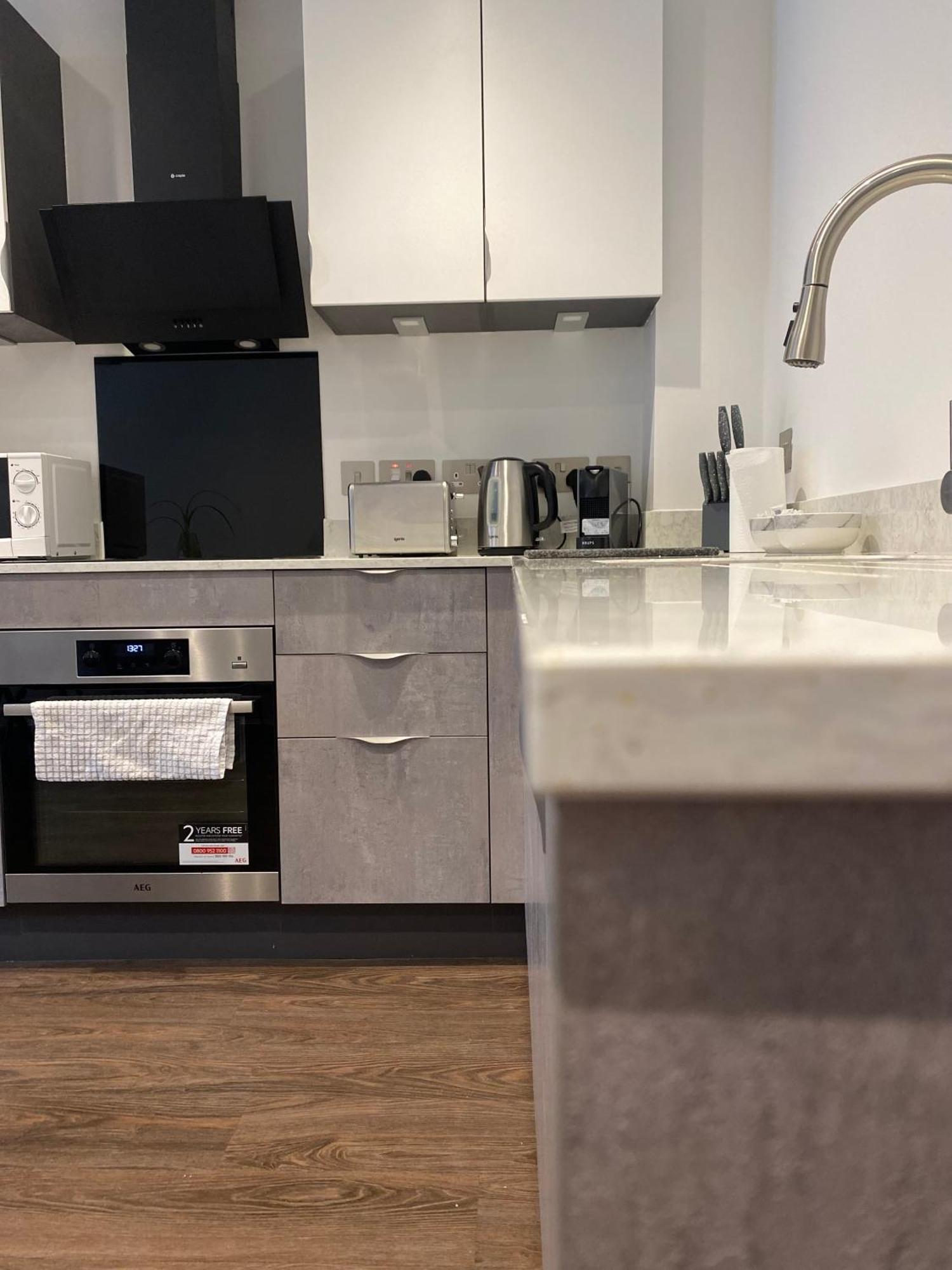 Luxury York Apartment, Free Parking & Free Gym Ngoại thất bức ảnh